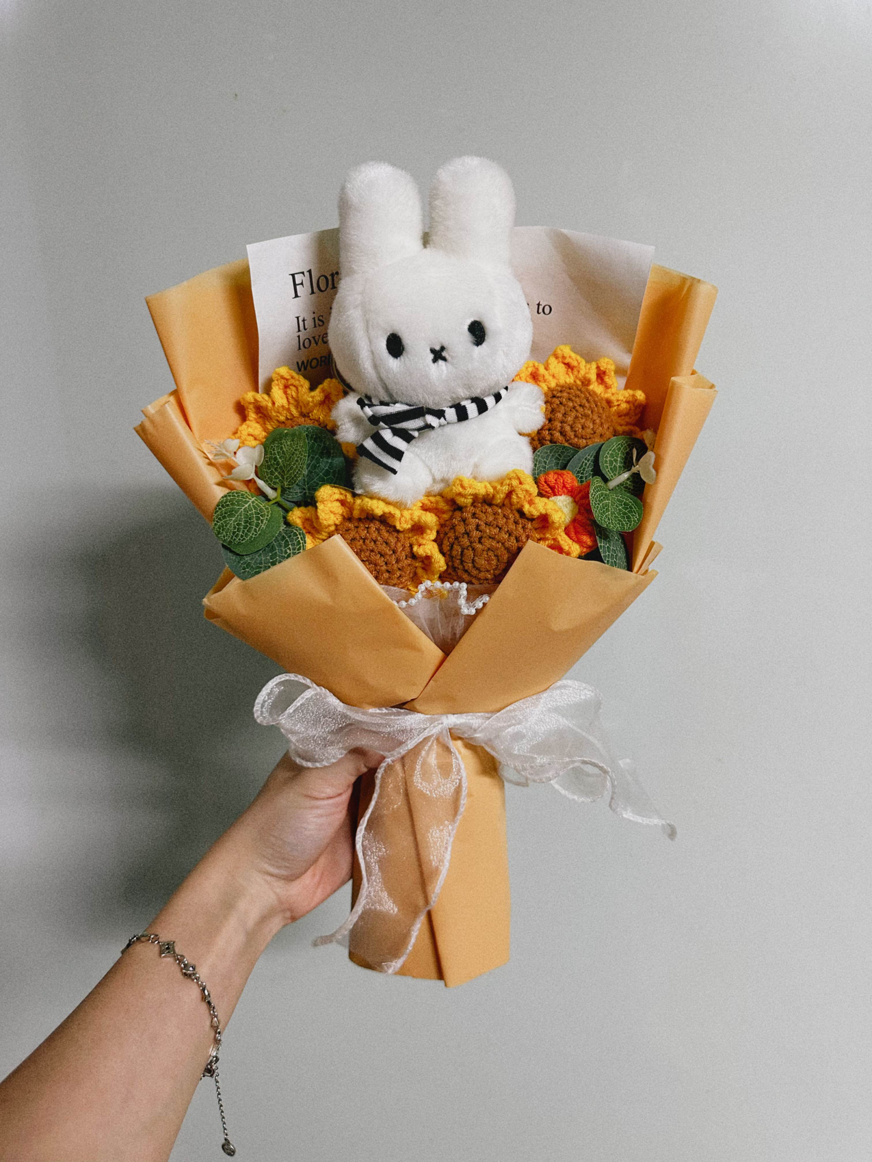 Small - Mifi Sunflower Bouquet
