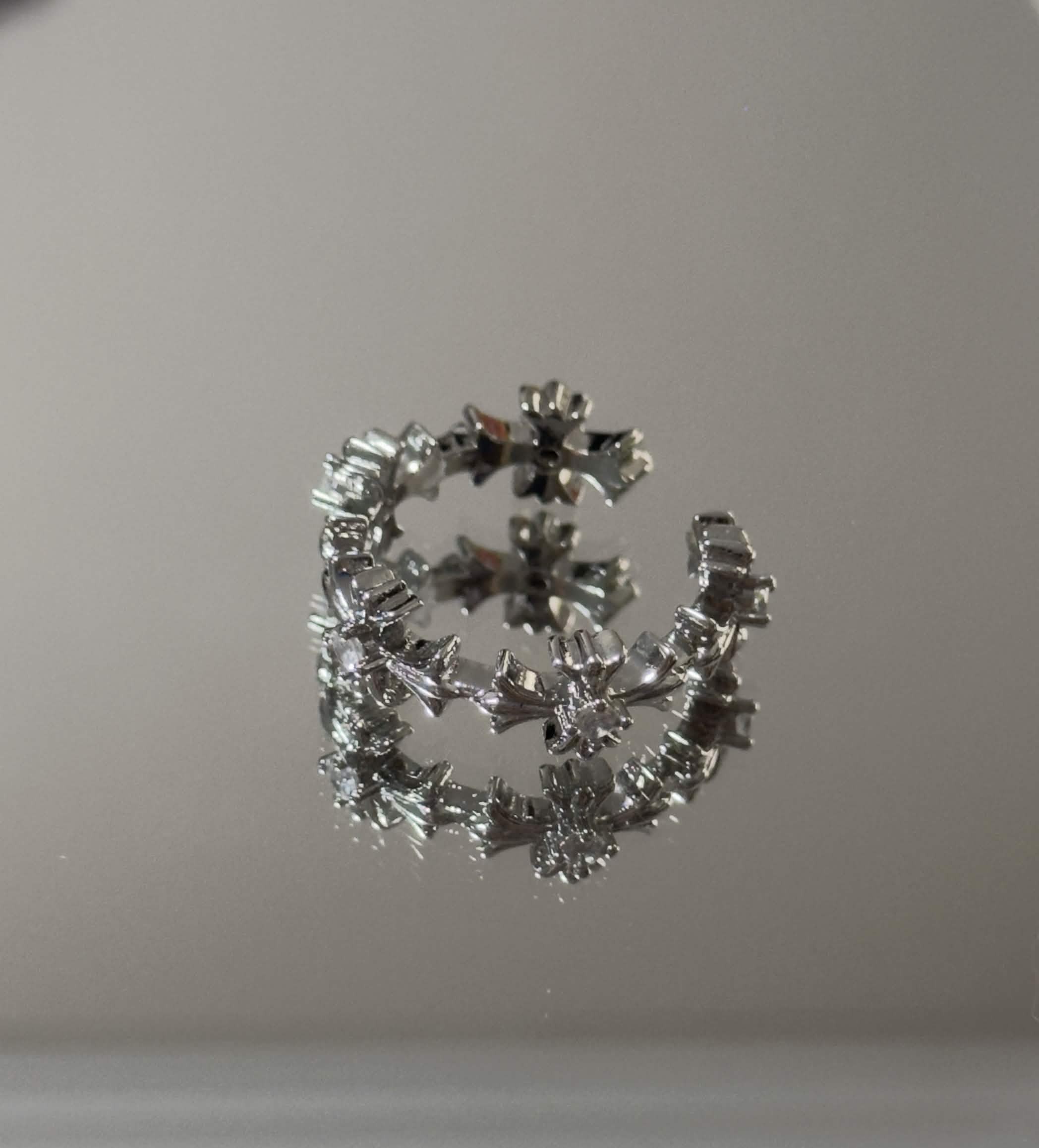 All-Sizes Cross Ring